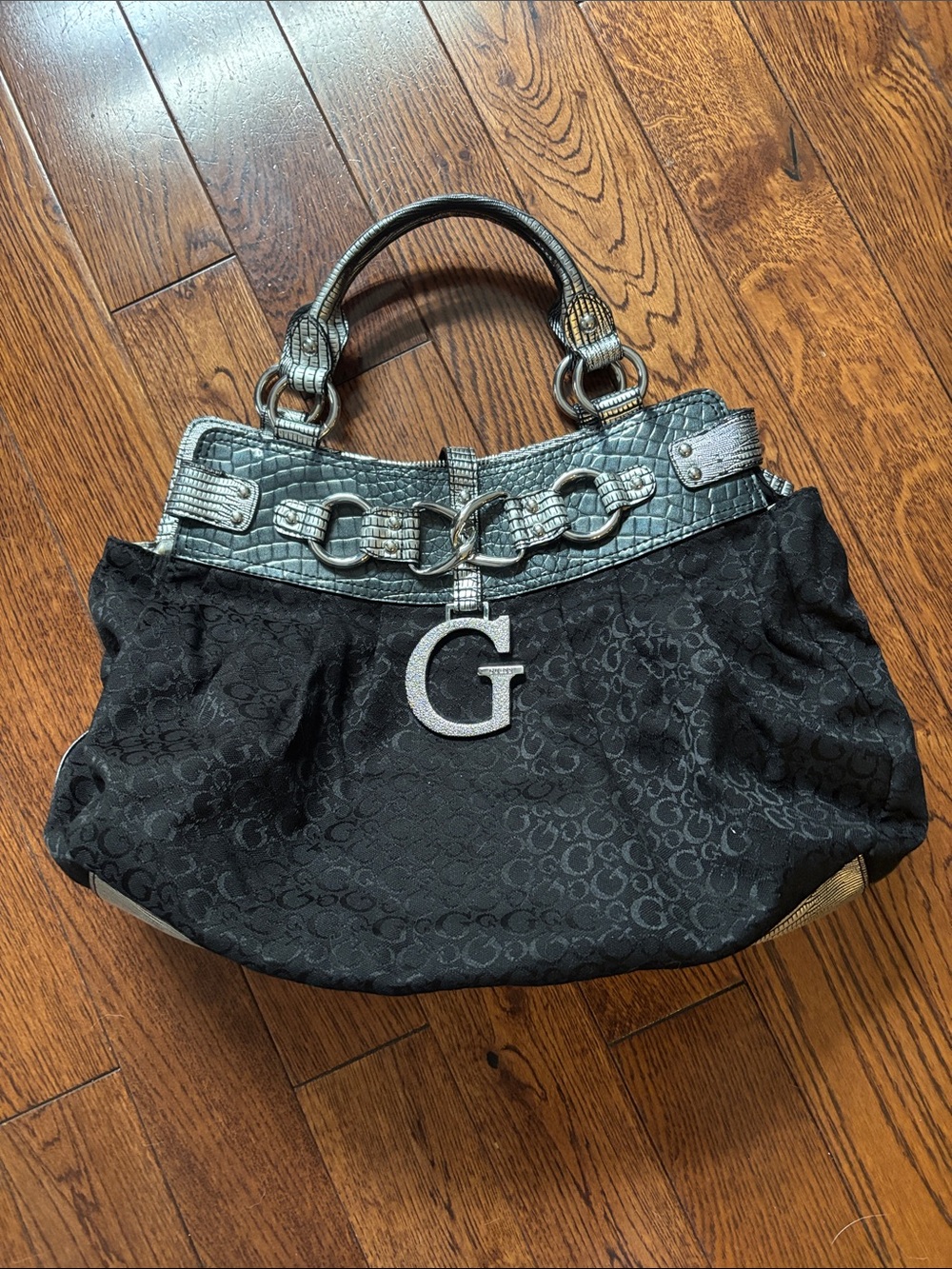 Vintage Y2K GUESS Black hobo Logo bag with Silver-Tone Croc Trim